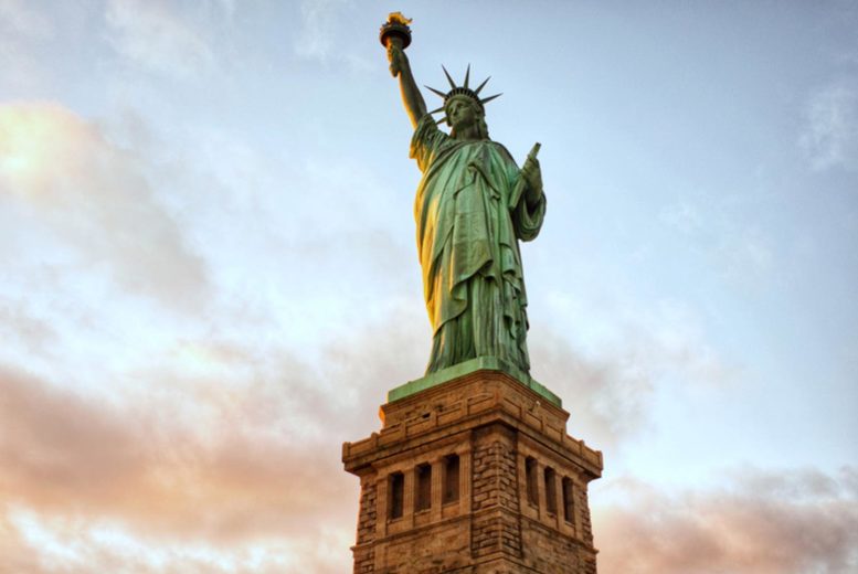 Discount Holidays - New York Holiday: Return Flights & Statue of Liberty Cruise